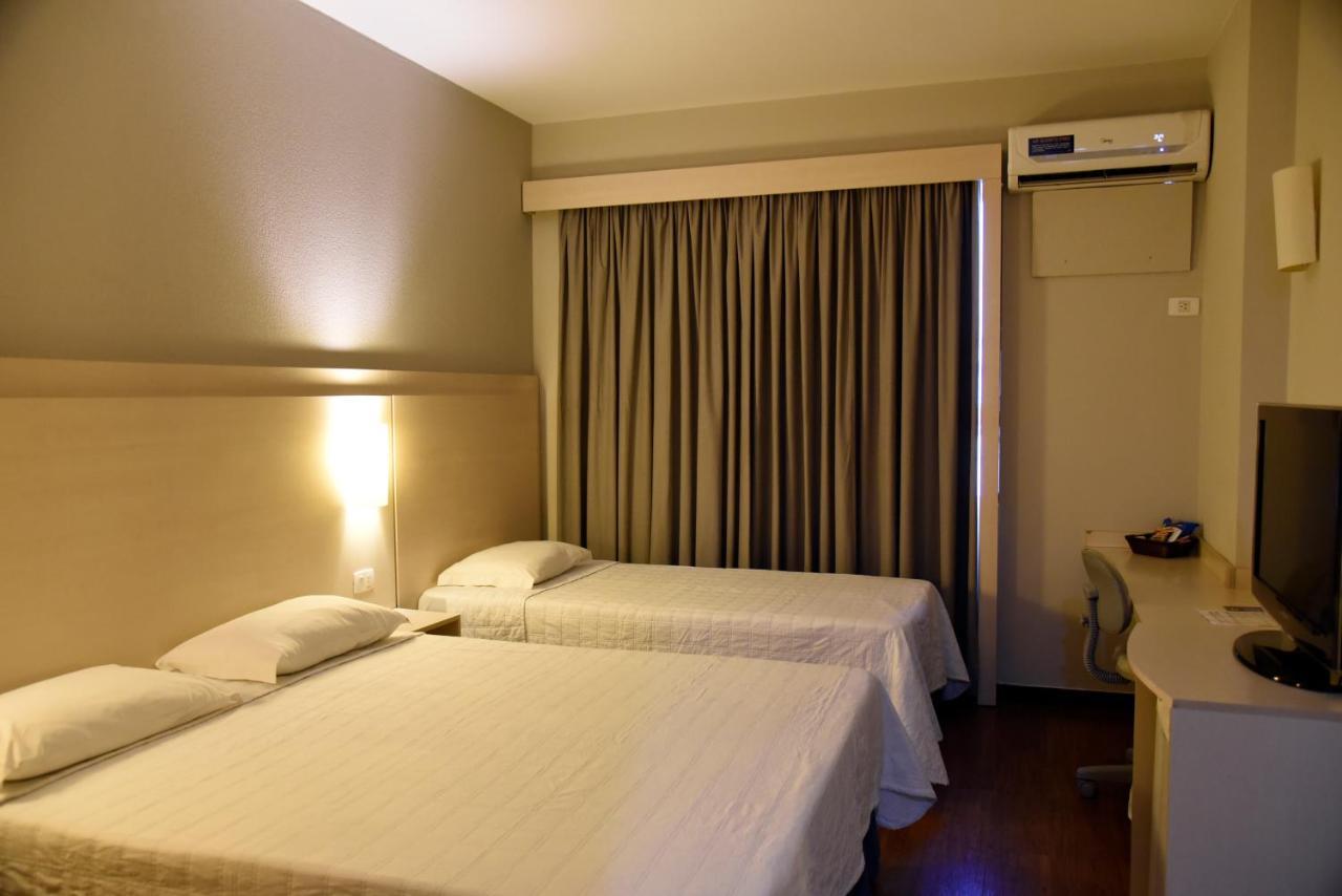 Golden Blue Hotel Londrina Zewnętrze zdjęcie