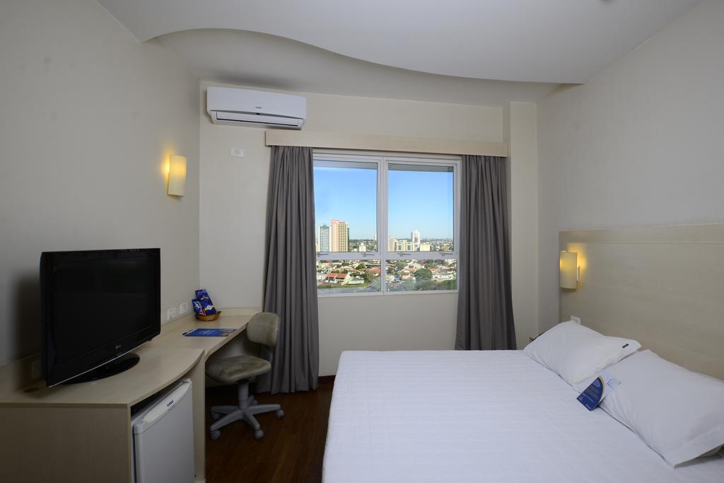 Golden Blue Hotel Londrina Zewnętrze zdjęcie