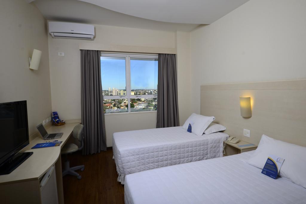 Golden Blue Hotel Londrina Zewnętrze zdjęcie