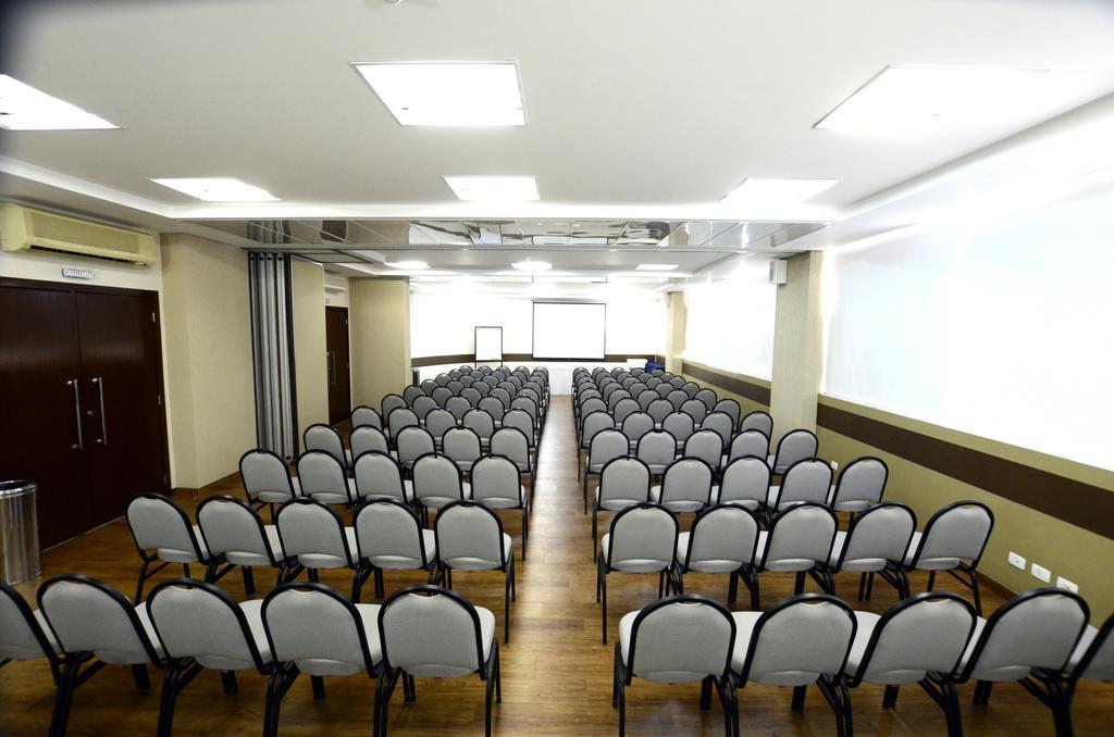Golden Blue Hotel Londrina Zewnętrze zdjęcie
